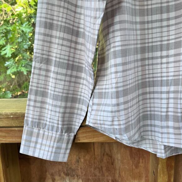 Calvin Klein Men's Khaki And Grey Button Down Shirt Size 16 1/2. NEW - Picture 3 of 11